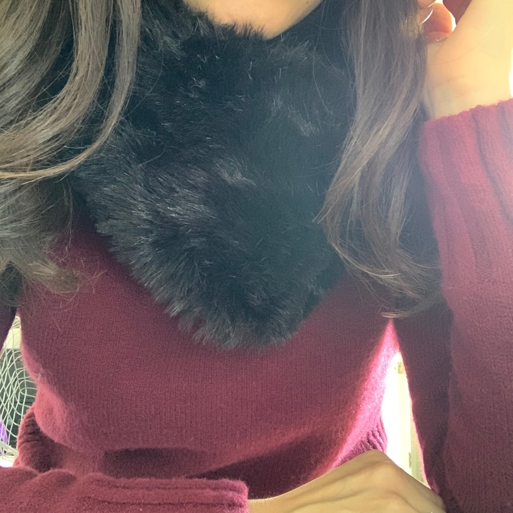 Faux fur scarf/wrap black